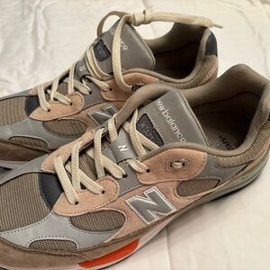 New Balance Men's Gray and Brown Sneakers NWT real size10-10.5